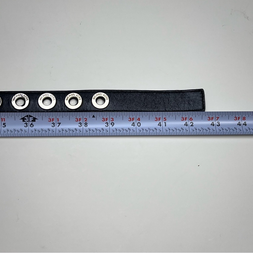 MICHAEL MICHAEL KORS BELT Size Large Black Leather with Gold Hardware (NWOT) - Picture 5 of 7
